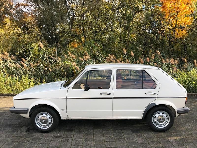 Gebraucht VW Golf I 69 PS (50 kW) 1981 Weiß Kleinwagen