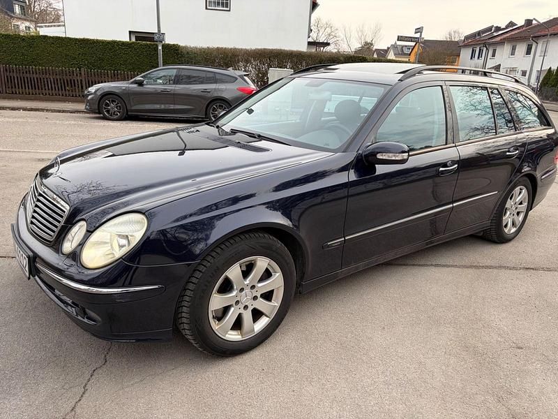 Gebraucht Mercedes E350 Avantgarde 272 PS (200 kW) 2005 Blau Kombi