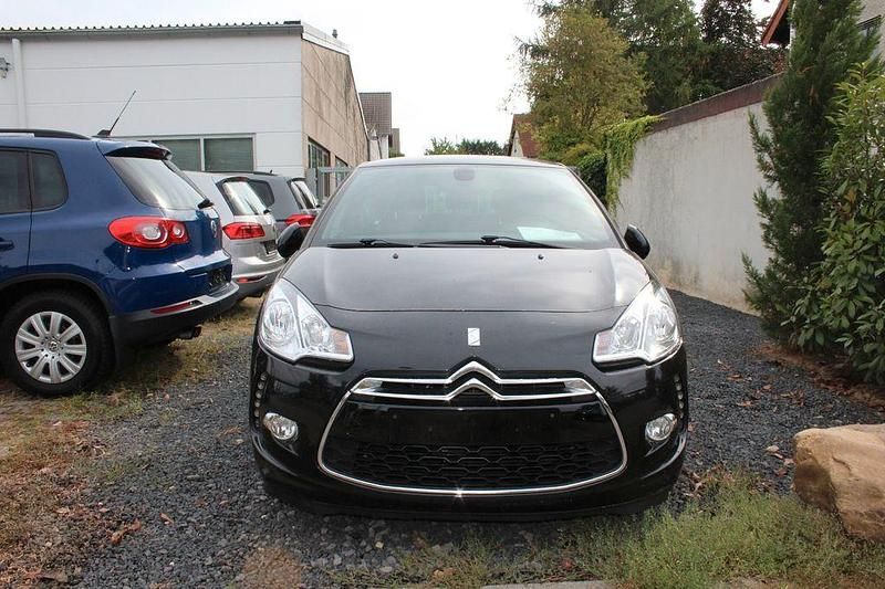 Schwarz Gebraucht 2011 Citroën DS3 So Chic | 4.500 € (Fairer Preis) - Bild 1/4