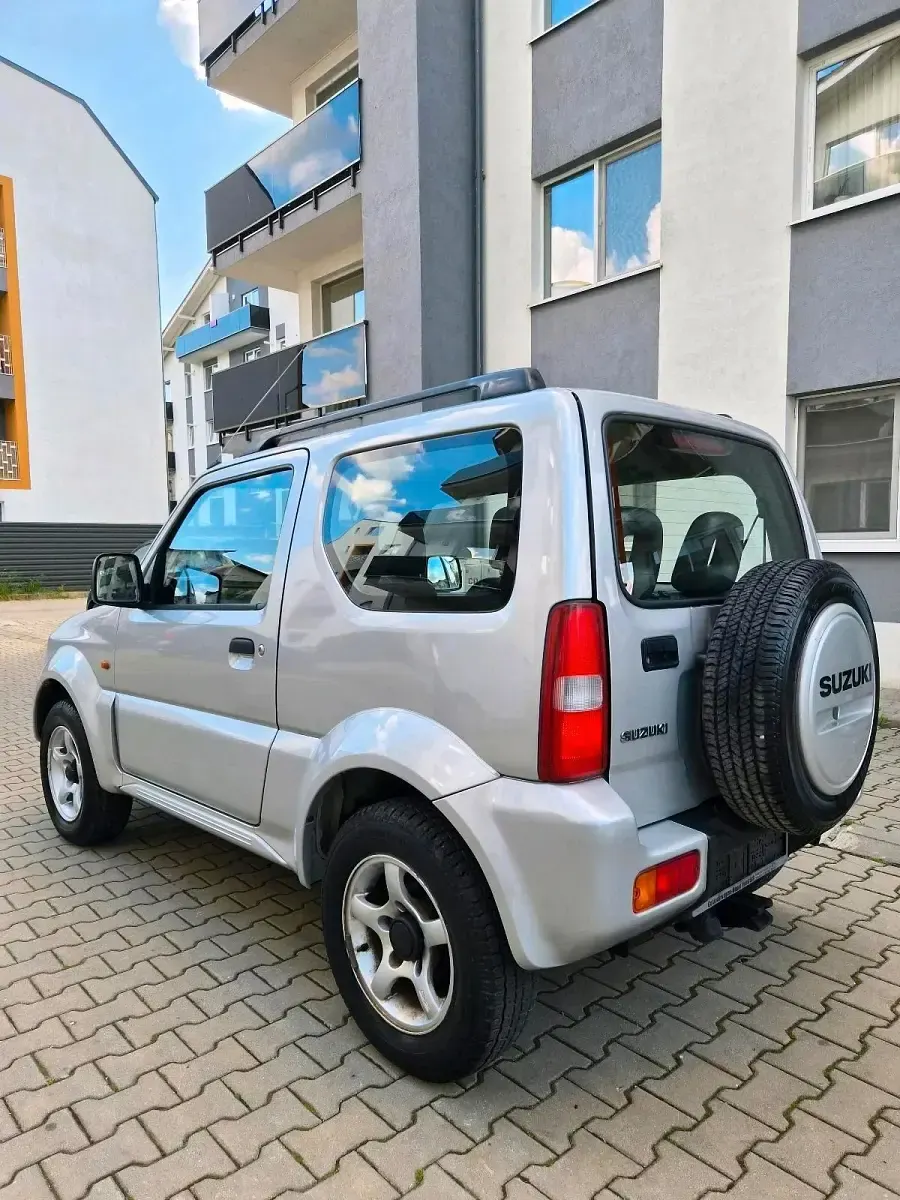 Gebraucht Suzuki Jimny 82 PS (60 kW) 2003 Silber SUV