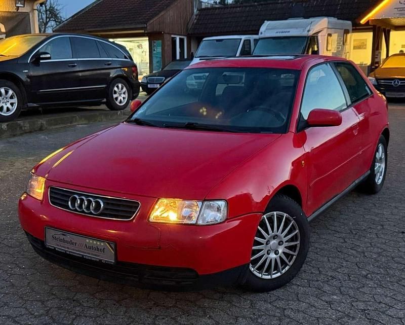Rot Gebraucht 1998 Audi A3 Attraction Limousine | 1.499 € (Guter Preis) - Bild 1/4