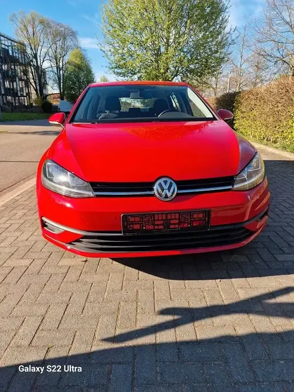 Gebraucht VW Golf VII Join 116 PS (85 kW) 2018 Rot Limousine