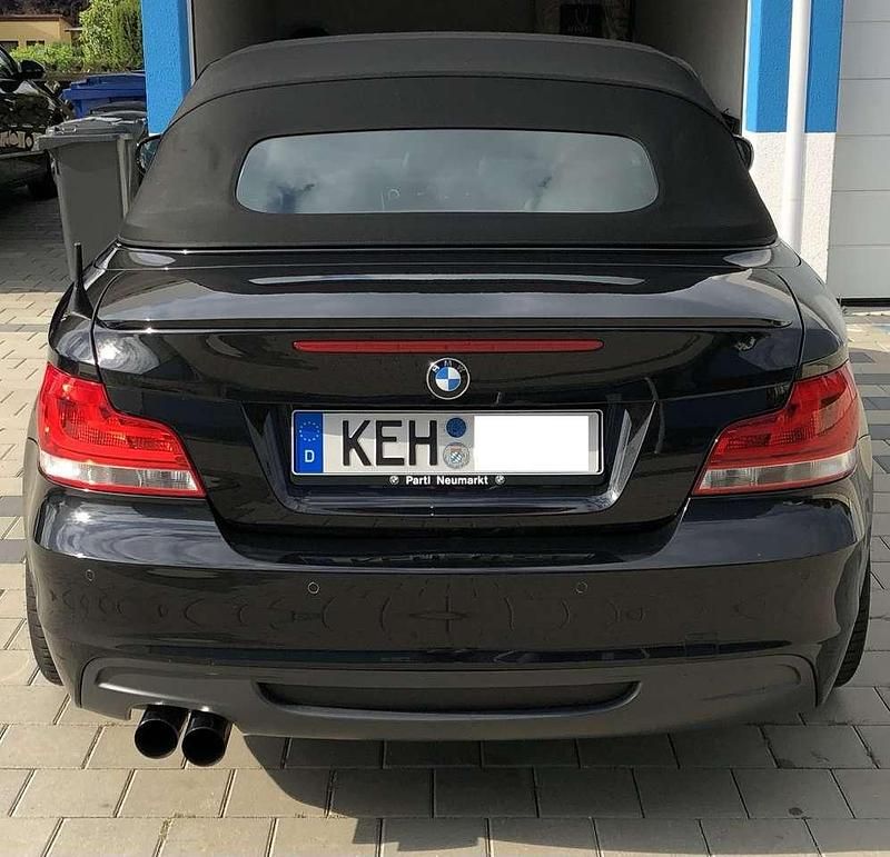 Gebraucht BMW 135 Cabriolet Performance 306 PS (225 kW) 2011 Schwarz Cabrio