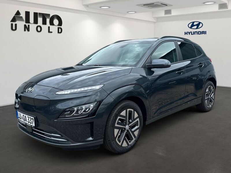 Grau Gebraucht 2023 Hyundai Kona Prime SUV | 33.590 € (Teuer) - Bild 1/4