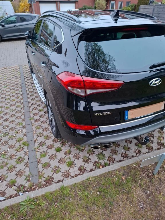 Gebraucht Hyundai Tucson Turbo 177 PS (130 kW) 2018 Schwarz SUV