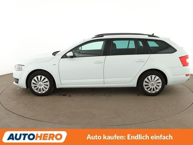 Gebraucht Skoda Octavia Joy 150 PS (110 kW) 2016 Weiß Kleinwagen