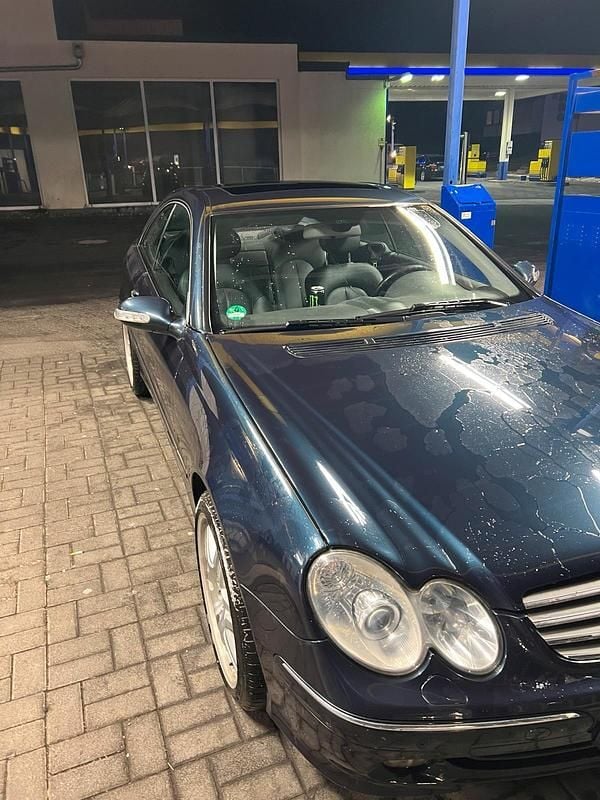 Gebraucht Mercedes CLK500 Elegance 306 PS (225 kW) 2002 Blau Coupé