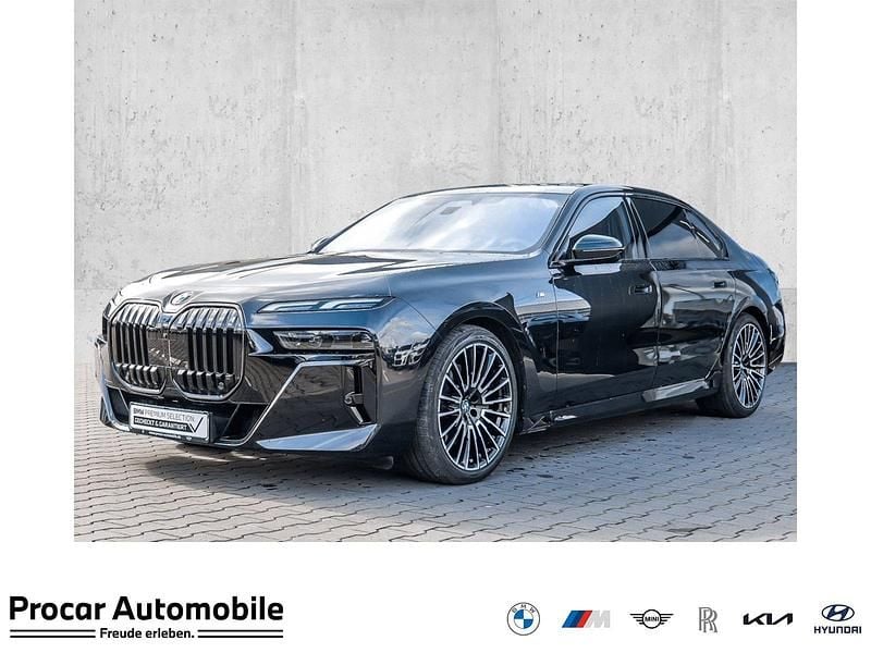 Gebraucht BMW 740 M Sport 286 PS (210 kW) 2025 Limousine