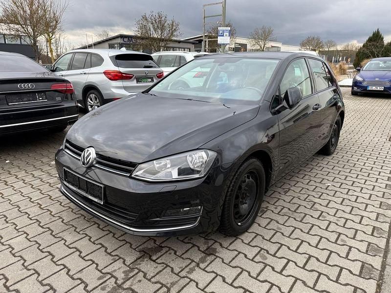 Gebraucht VW Golf VII LOUNGE 150 PS (110 kW) 2015 Schwarz Limousine