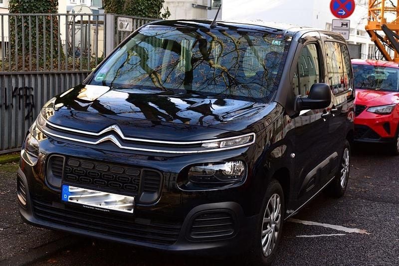 Gebraucht Citroën Berlingo Live 110 PS (80 kW) 2020 Schwarz Van / Kleinbus