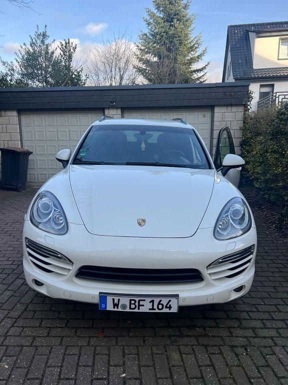 Gebraucht Porsche Cayenne 245 PS (180 kW) 2011 Weiß SUV