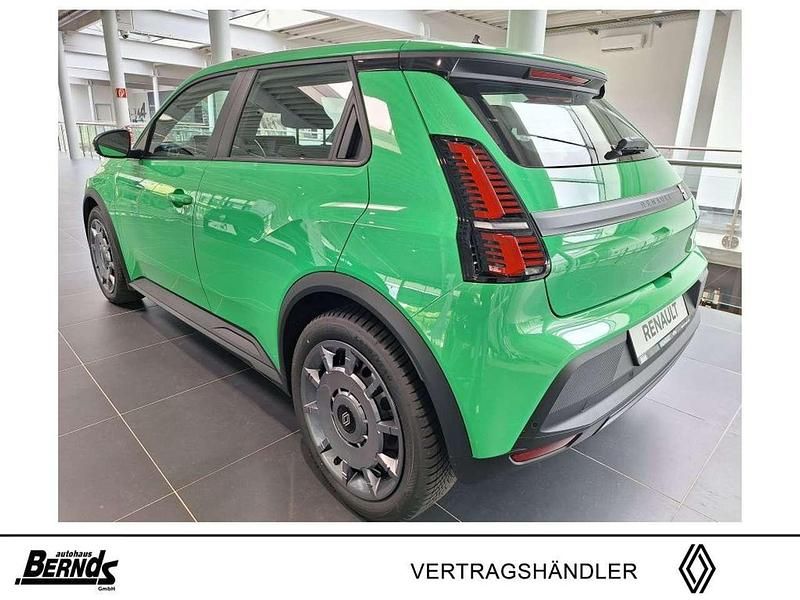 Nuova Renault 5 E-Tech Evolution 89 kW (122 CV) 2025 Verde Utilitaria