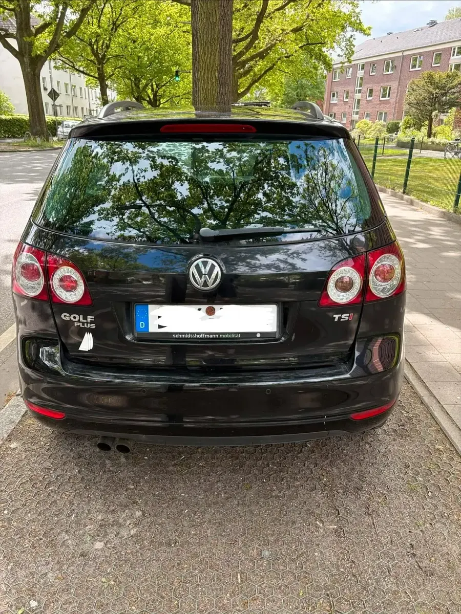 Gebraucht VW Golf Plus Cross Match 122 PS (89 kW) 2012 Schwarz Van / Kleinbus