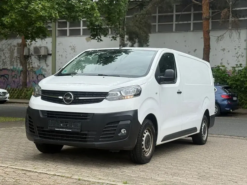 Gebraucht Opel Vivaro-e Combi Edition 122 PS (89 kW) 2021 White jade Van / Kleinbus