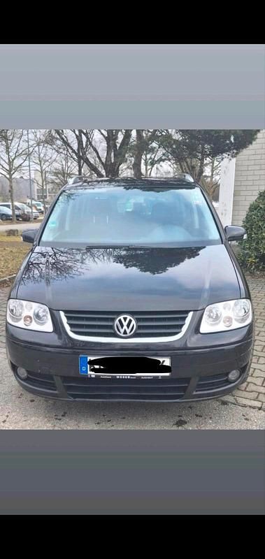 Gebraucht VW Touran 105 PS (77 kW) 2004 Schwarz Van / Kleinbus