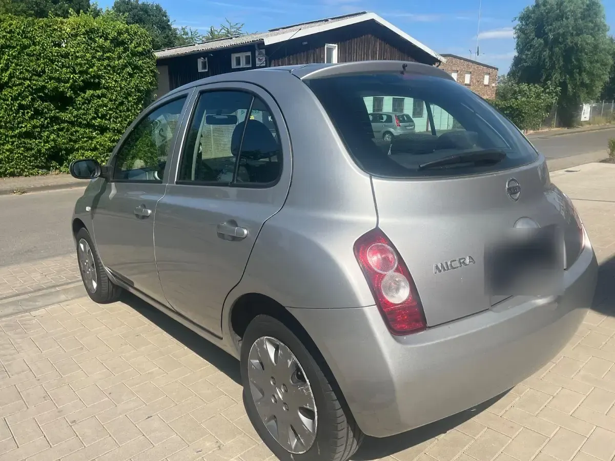Gebraucht Nissan Micra Acenta 65 PS (47 kW) 2005 Grau Limousine