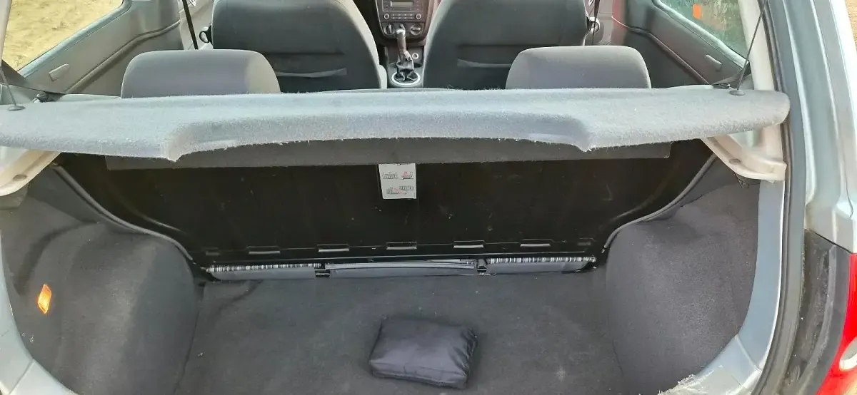 Brugt VW Fox 2005 Sølv Hatchback