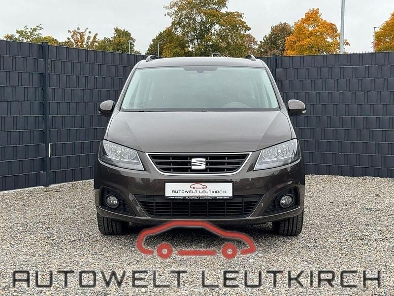 Braun Gebraucht 2016 Seat Alhambra Style Van / Kleinbus | 10.980 € (Guter Preis) - Bild 1/4
