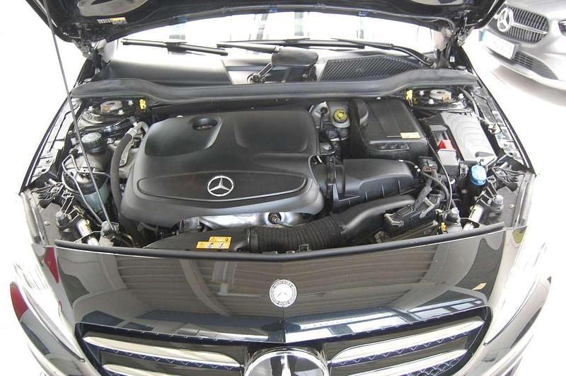 Gebraucht Mercedes A180 AMG 122 PS (89 kW) 2013 Kosmosschwarz  metalliclack Kleinwagen