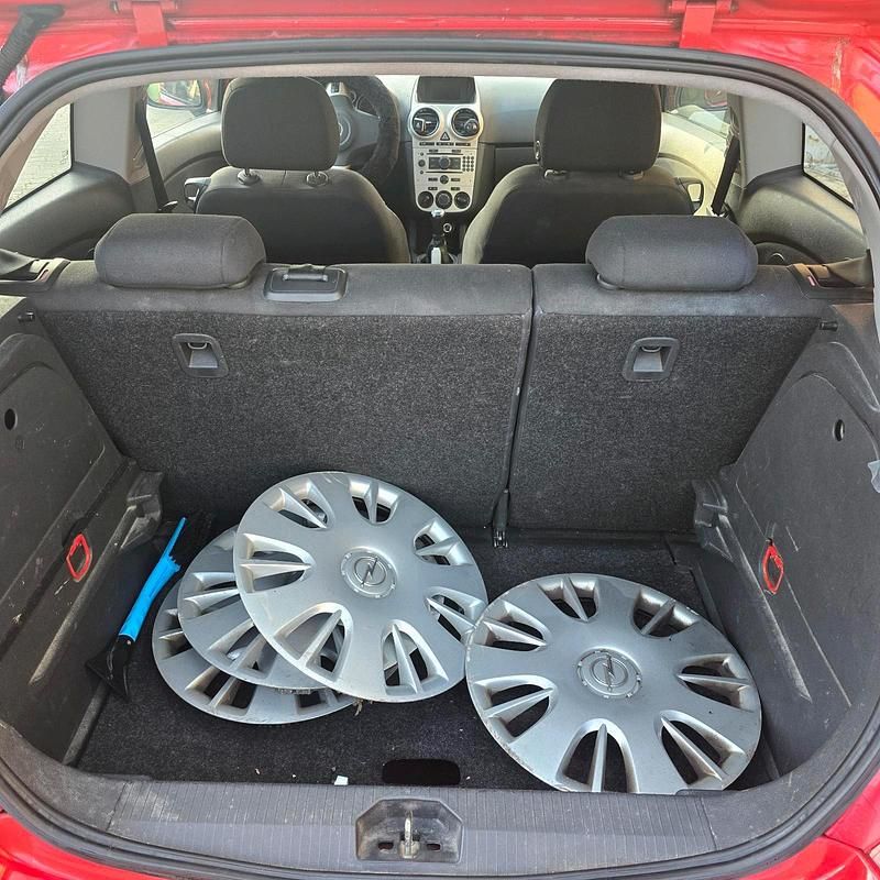 Gebraucht Opel Corsa 80 PS (58 kW) 2007 Rot Kleinwagen