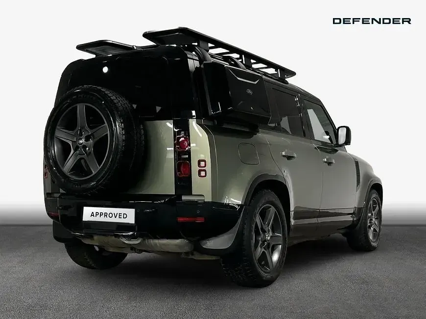 Gebraucht Land Rover Defender SE Dynamic 300 PS (220 kW) 2024 Grün SUV