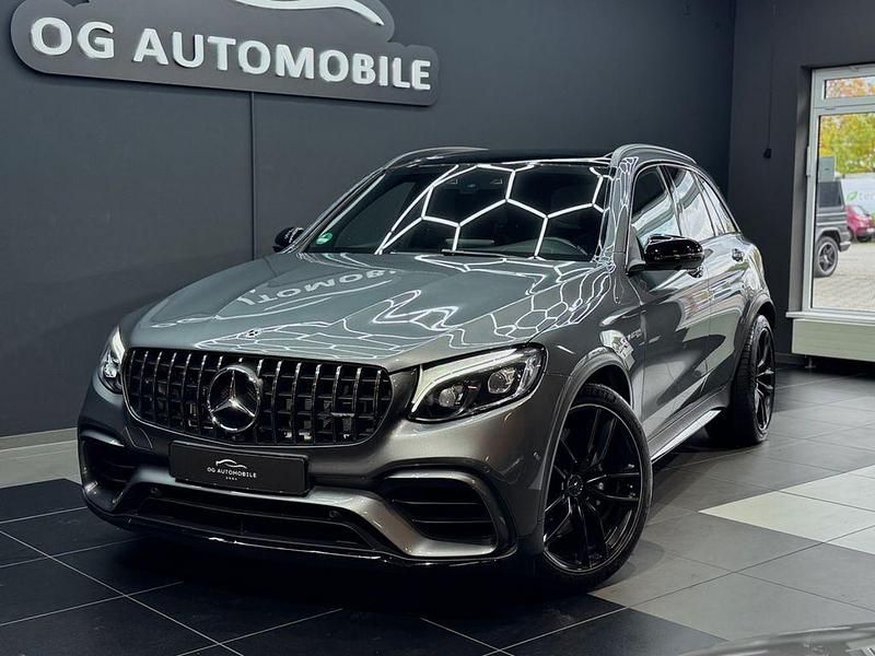 Grau Gebraucht 2018 Mercedes GLC63 AMG AMG SUV | 49.990 € (Fairer Preis) - Bild 1/4