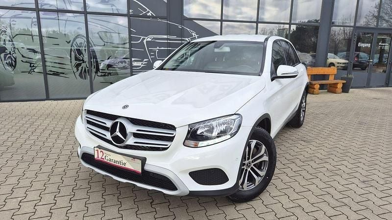 Gebraucht Mercedes GLC250 211 PS (155 kW) 2018 Weiß SUV