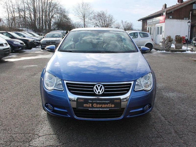 Gebraucht VW Eos 160 PS (117 kW) 2010 Rising blue metallic Cabrio