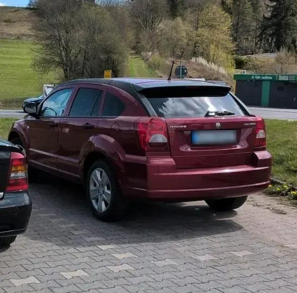 Gebraucht Dodge Caliber 150 PS (110 kW) 2009 Rot Kleinwagen