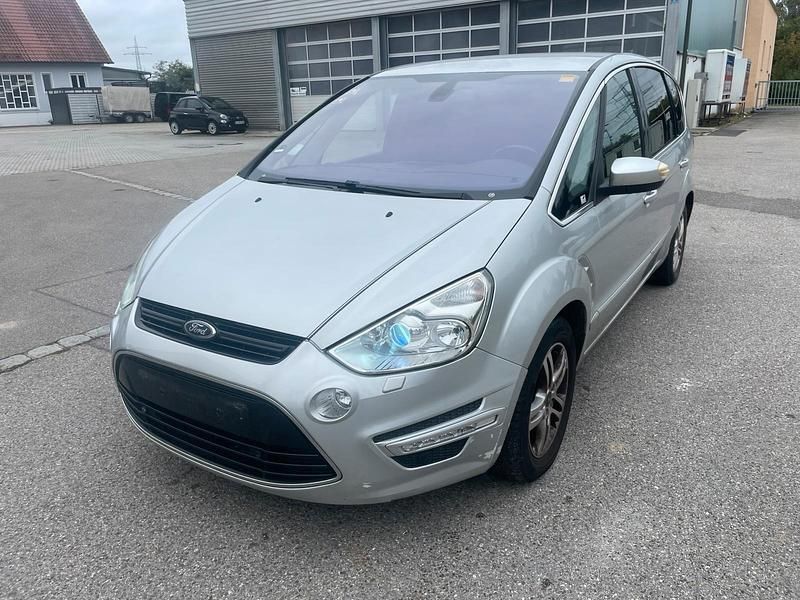 Silber Gebraucht 2012 Ford S-MAX S Van / Kleinbus | 2.200 € (Superpreis) - Bild 1/4