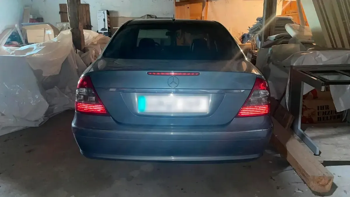 Gebraucht Mercedes E320 220 PS (161 kW) 2009 Andere farben Limousine