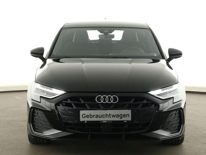 Gebraucht Audi A3 S-Line 150 PS (110 kW) 2025 Mythosschwarz metallic Limousine