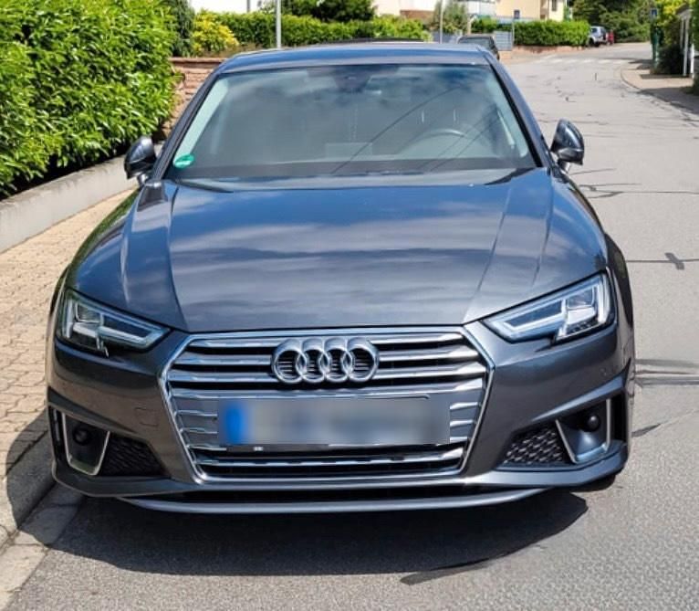 Grau Gebraucht 2019 Audi A4 S-Line Limousine | 23.900 € (Superpreis) - Bild 1/4