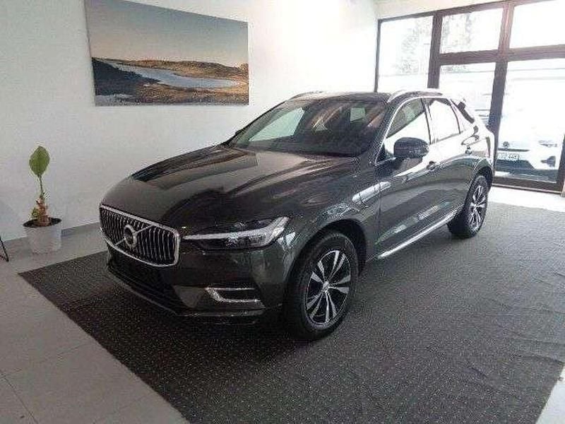 Pine grey / metallic (metallic) Gebraucht 2021 Volvo XC60 Inscription SUV | 34.990 € (Guter Preis) - Bild 1/4