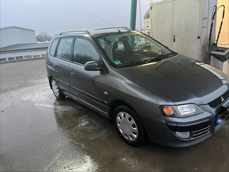 Gebraucht Mitsubishi Colt 98 PS (72 kW) 2013 Silber Limousine