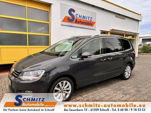 Grau Gebraucht 2017 VW Sharan Highline Van / Kleinbus | 20.950 € (Guter Preis) - Bild 1/4