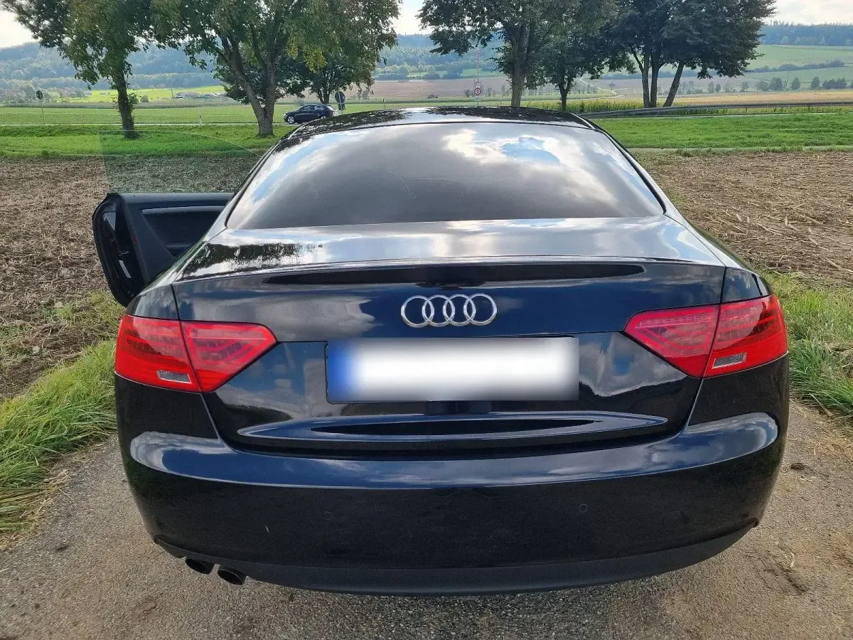 Gebraucht Audi A5 Performance 177 PS (130 kW) 2012 Schwarz Coupé