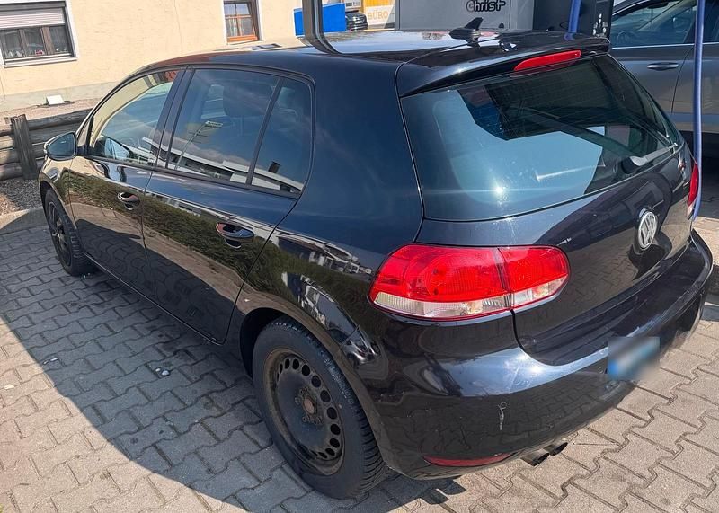 Gebraucht VW Golf VI 122 PS (89 kW) 2011 Schwarz Kleinwagen