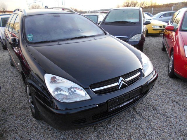 Gebraucht Citroën C5 Exclusive 133 PS (97 kW) 2003 Schwarz metallic Kombi