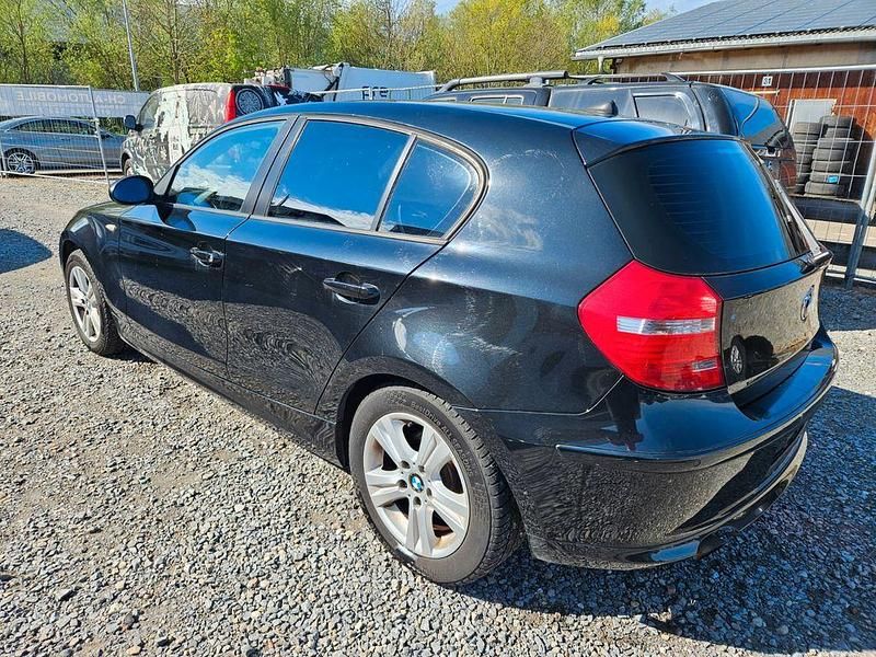 Gebraucht BMW 116 116 PS (85 kW) 2007 Schwarz Kleinwagen