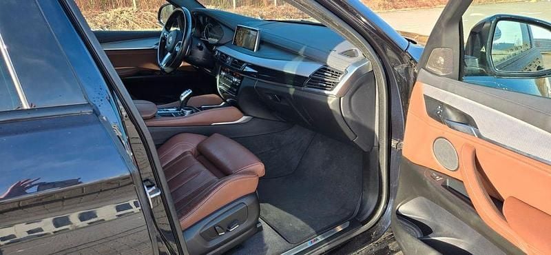 Blau Gebraucht 2018 BMW X6 M Sport SUV | 32.700 € (Guter Preis) - Bild 1/4