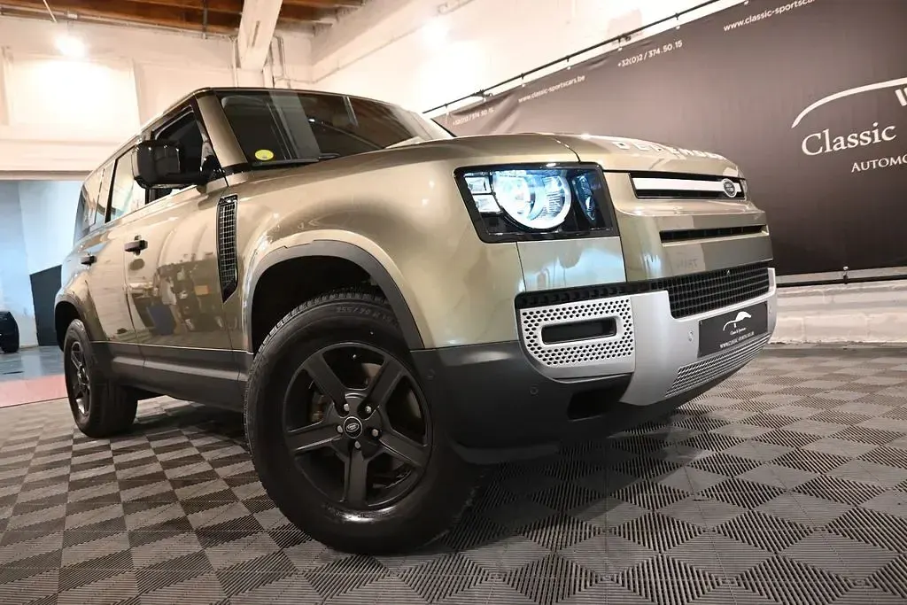 Gebraucht Land Rover Defender 200 PS (147 kW) 2022 Grün SUV