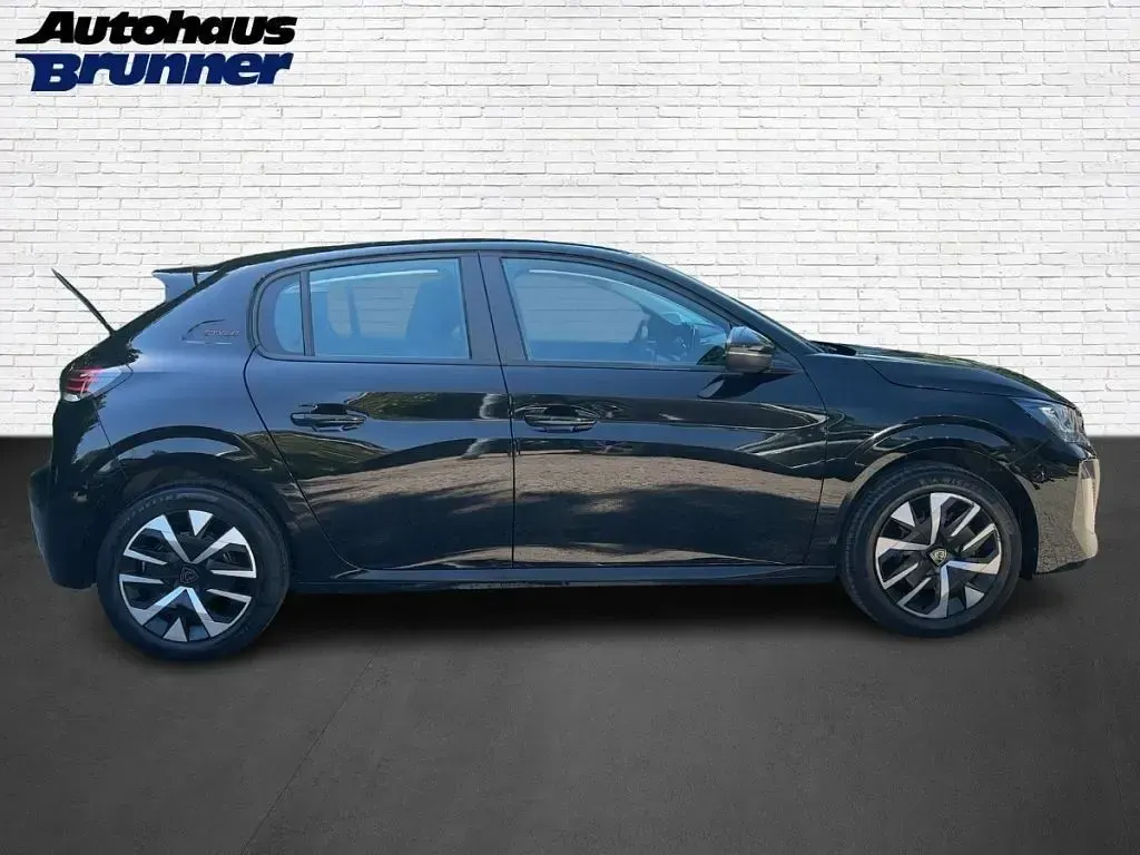 Gebraucht Peugeot 208 Style 101 PS (74 kW) 2024 Schwarz Kleinwagen