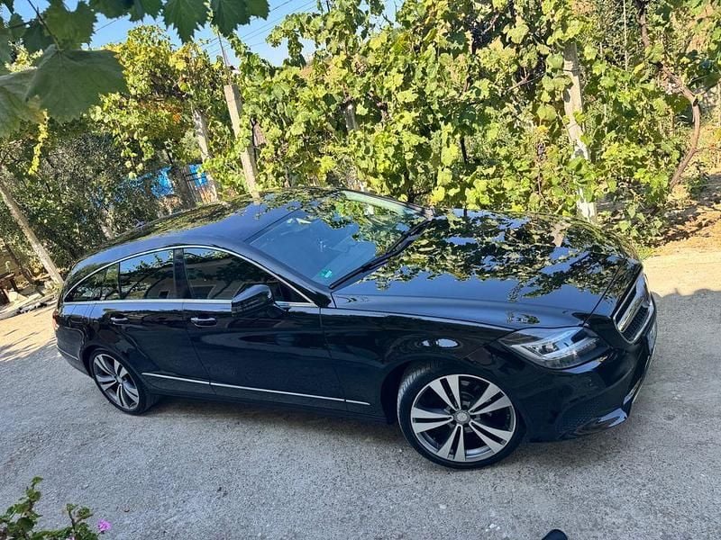 Schwarz Gebraucht 2016 Mercedes CLS220 Shooting Brake Edition Kombi | 20.500 € - Bild 1/4