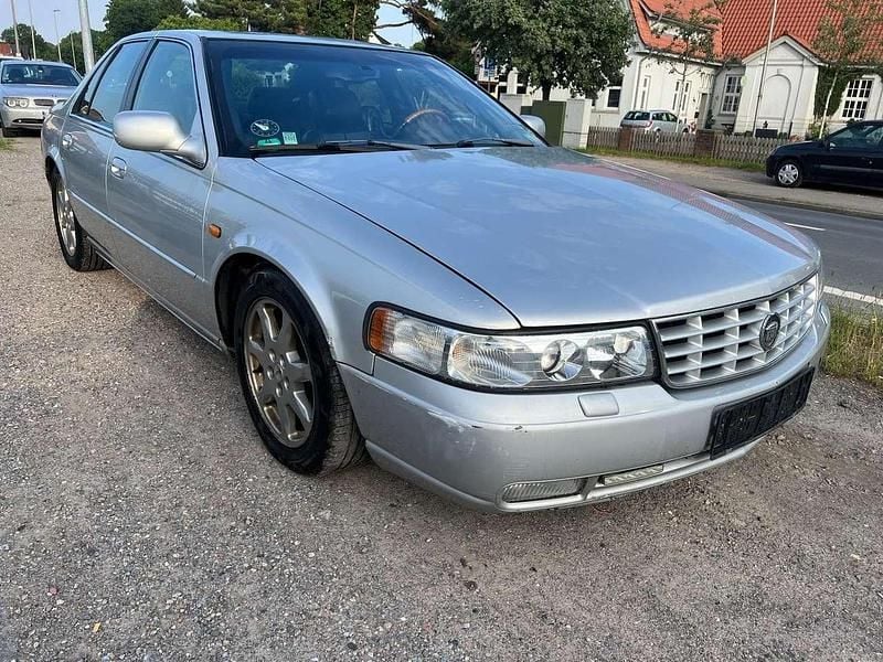 Silber Gebraucht 2002 Cadillac STS Limousine | 1.650 € - Bild 1/4