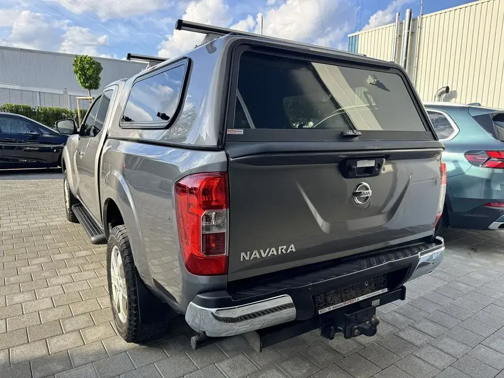 Gebraucht Nissan Navara N-Connecta 163 PS (119 kW) 2021 Grau Pickup