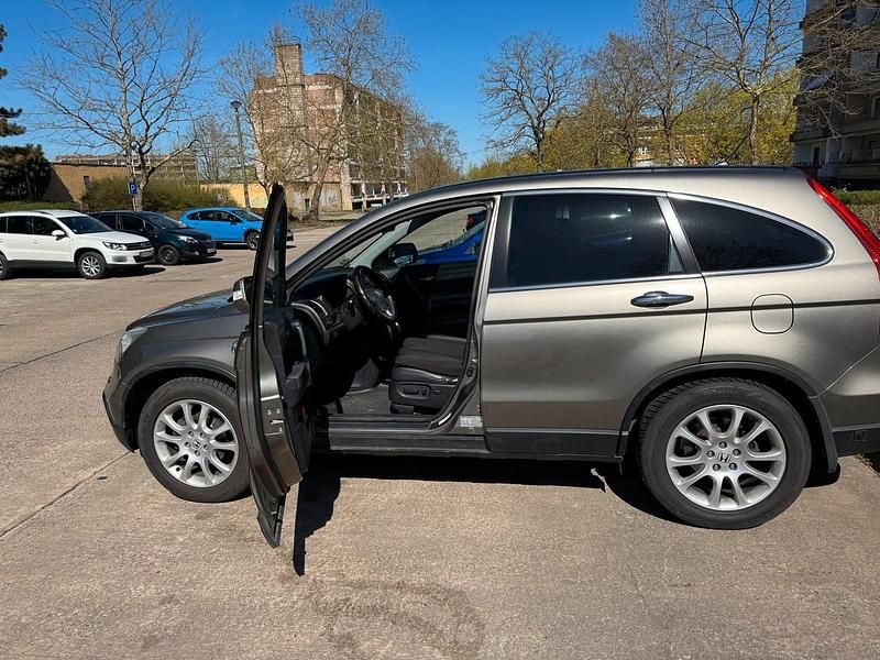 Gebraucht Honda Accord 150 PS (110 kW) 2008 Grau SUV