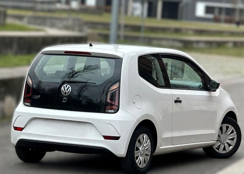 Gebraucht VW up! take up! 60 PS (44 kW) 2016 Weiß Kleinwagen