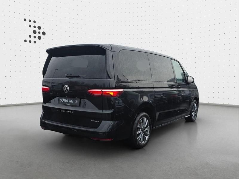 Gebraucht VW Multivan Life 218 PS (160 kW) 2022 Deep black perleffekt Van