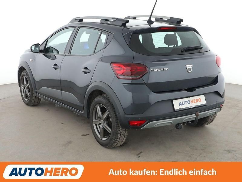 Gebraucht Dacia Sandero Comfort 91 PS (66 kW) 2021 Grau Kleinwagen
